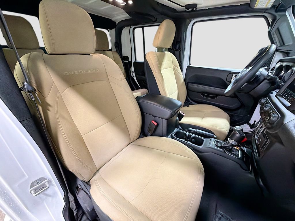 Used 2023 Jeep Gladiator Overland image 14