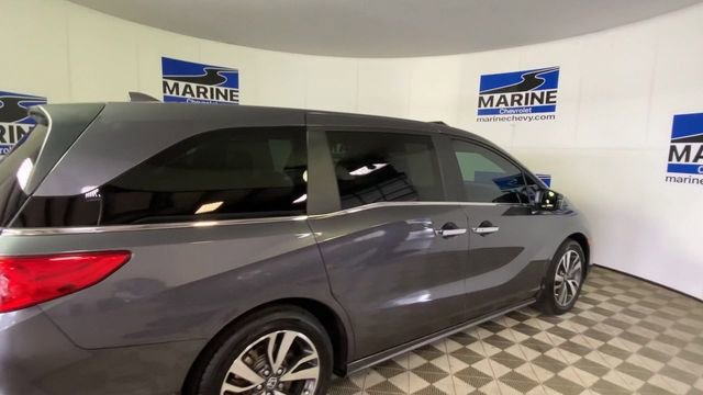 Used 2024 Honda Odyssey Touring image 2
