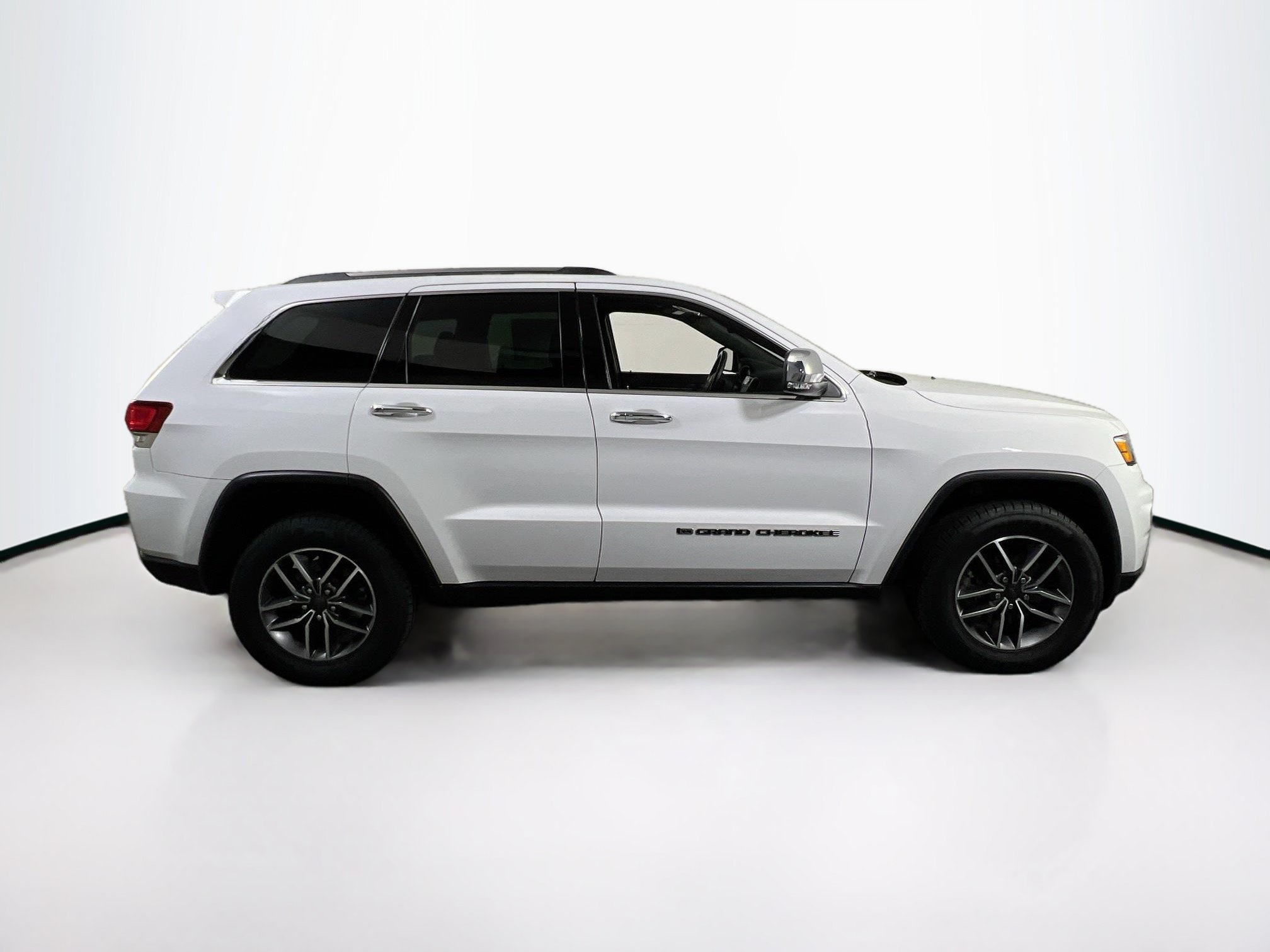 Used 2022 Jeep Grand Cherokee Limited AWD/4WD image 4