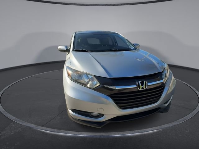 Used 2017 Honda HR-V EX image 2