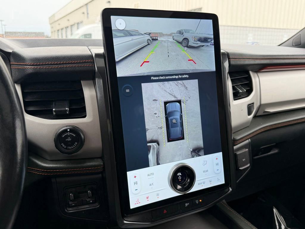 Certified 2022 Ford Expedition Timberline image 6