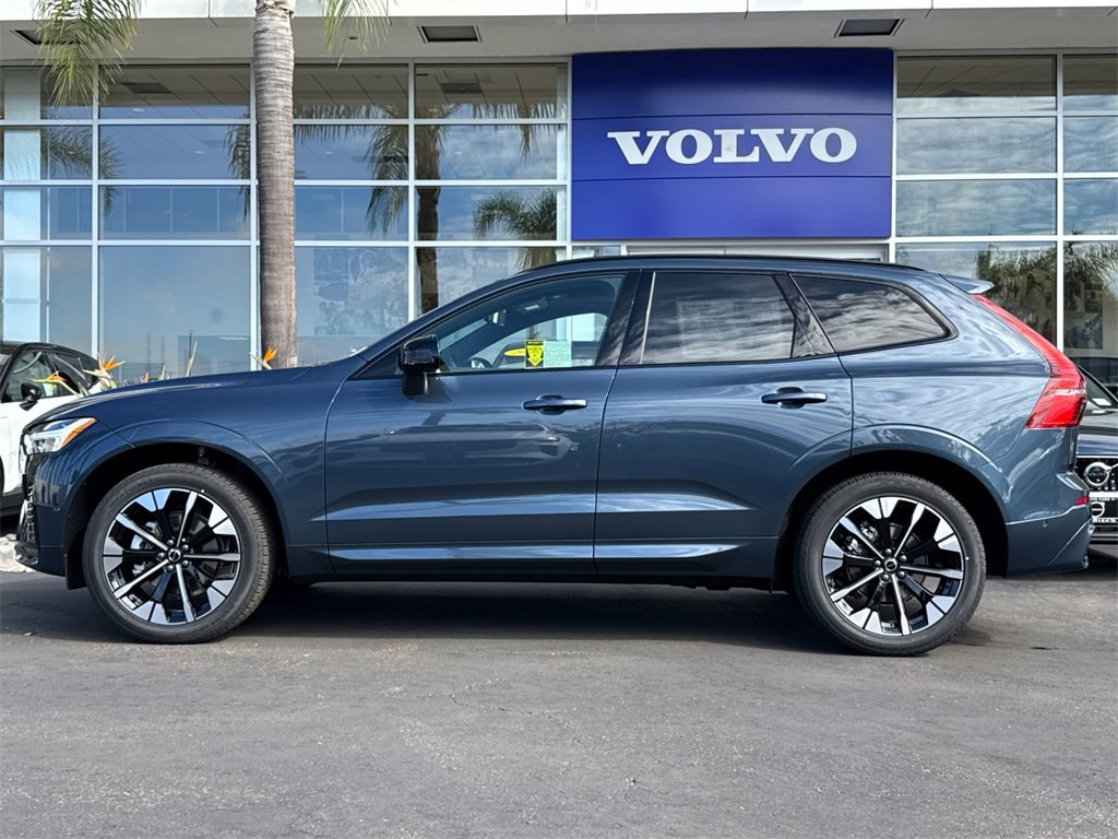New 2026 Volvo XC60 B5 Plus w/ Climate Package PRO image 2