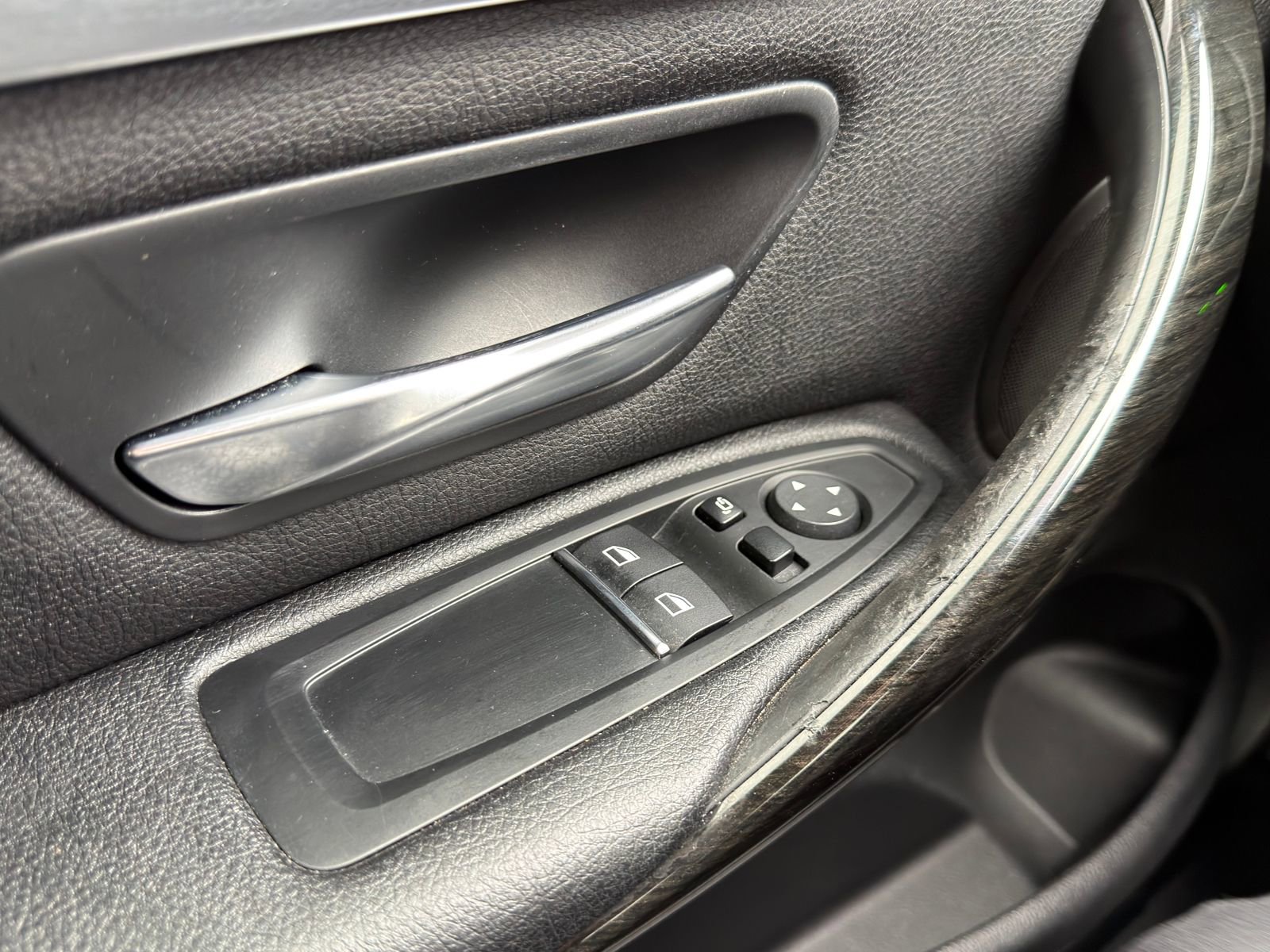 Used 2019 BMW 430i Coupe w/ M Sport Package image 16