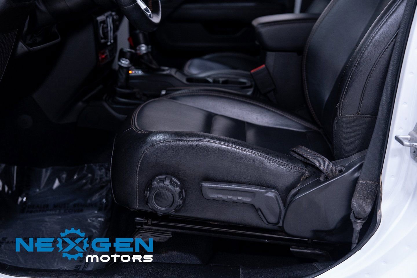 Used 2023 Jeep Wrangler Unlimited Rubicon 392 w/ Xtreme Recon 35" Tire Package image 26