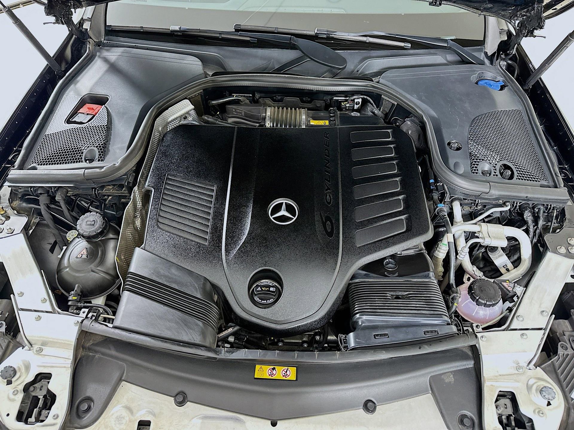 Certified 2023 Mercedes-Benz E 450 4MATIC Sedan image 32