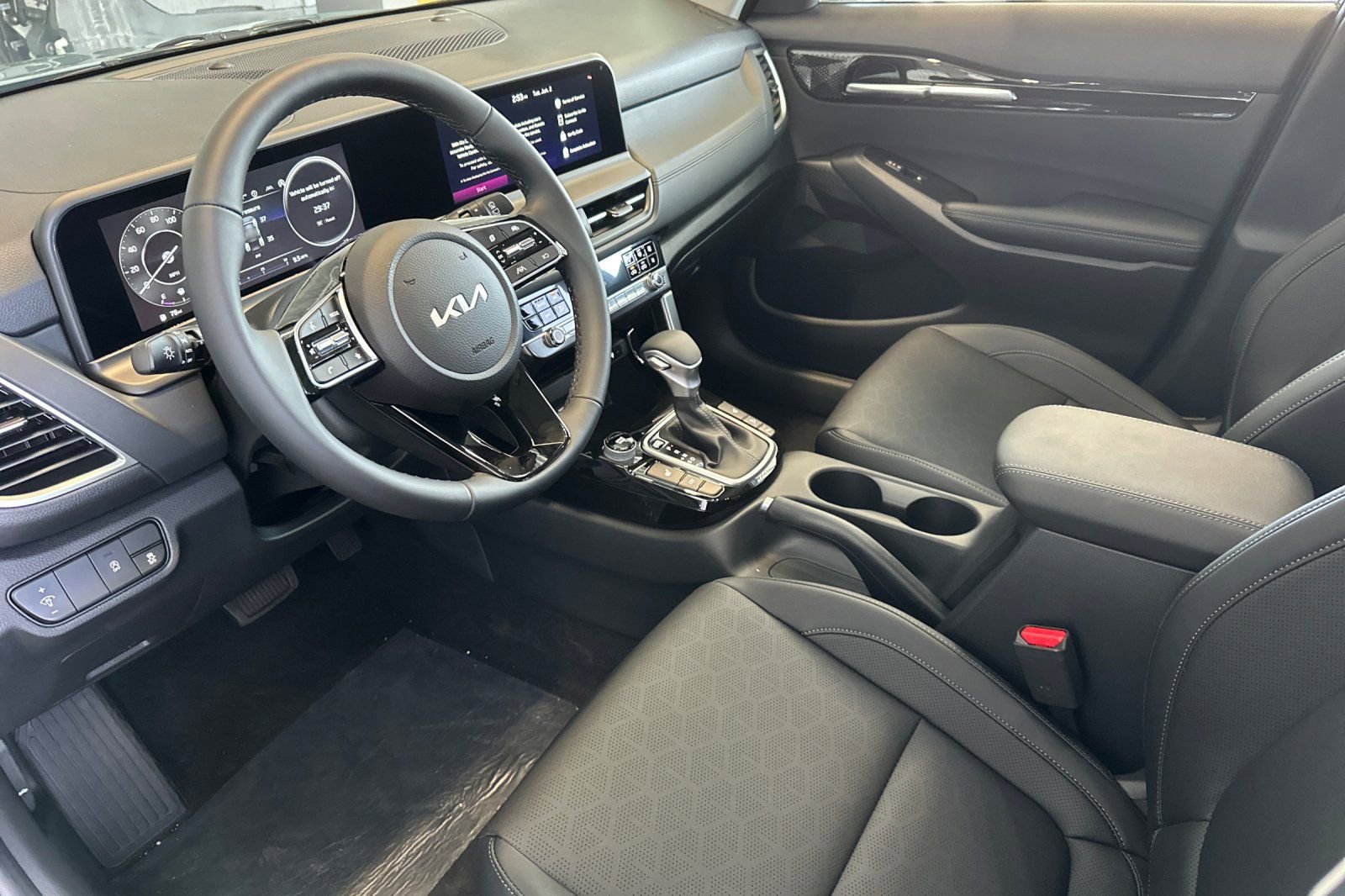 New 2026 Kia Seltos EX FWD image 10