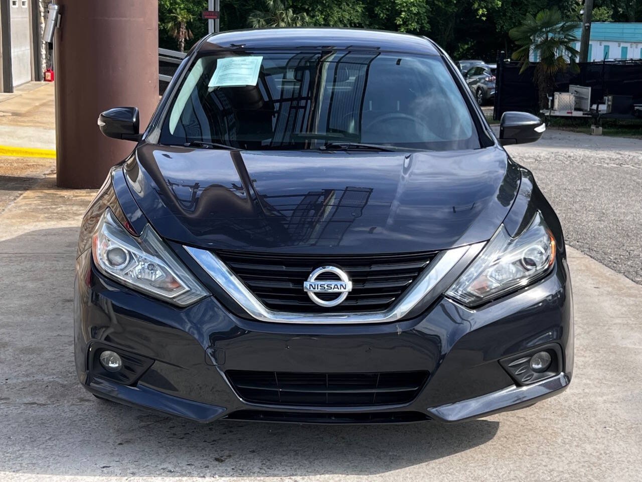 Used 2018 Nissan Altima 2.5 SL FWD image 9