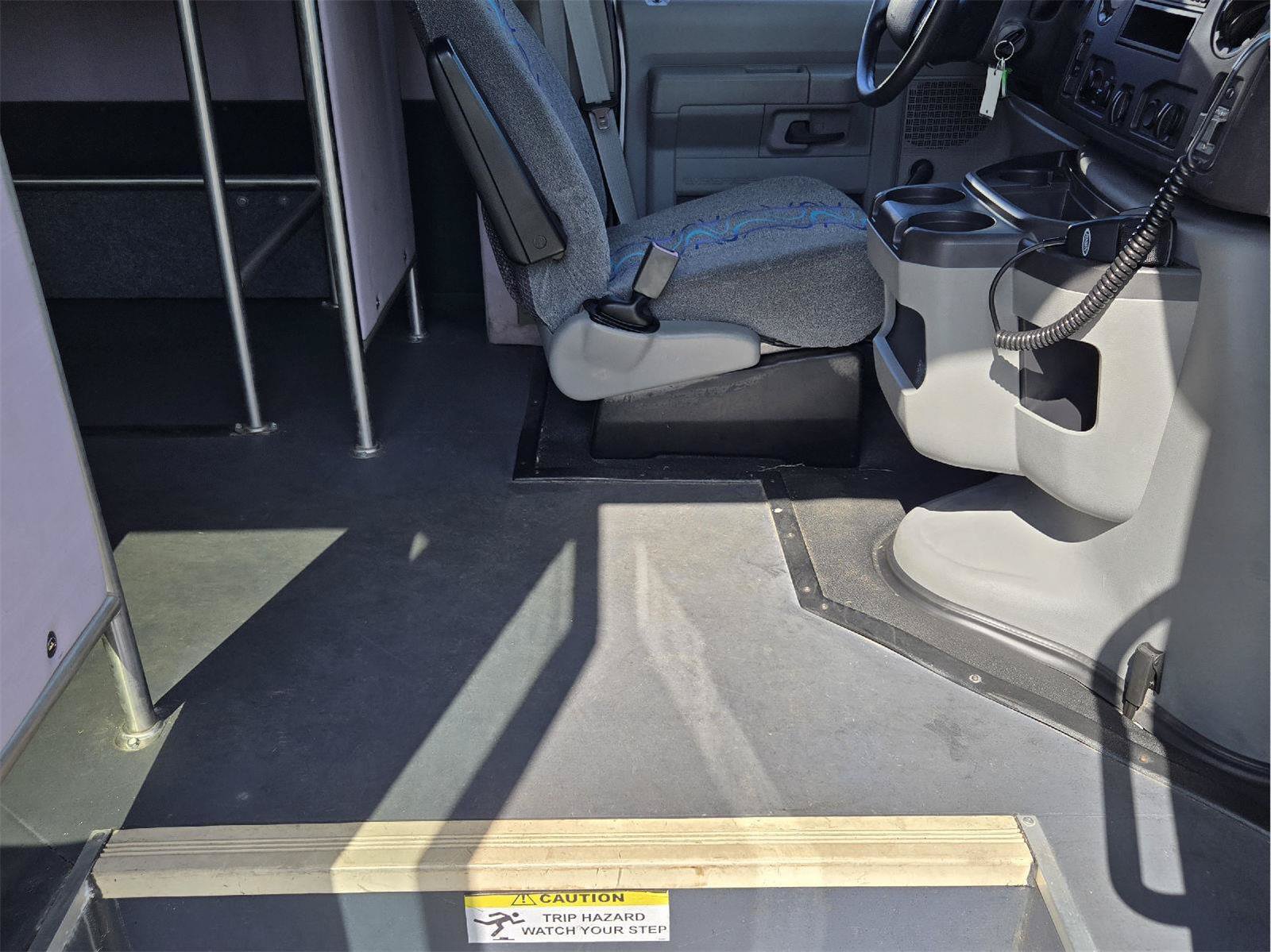 Used 2015 Ford E-450 and Econoline 450 Super Duty w/ Shuttle Bus Prep Package RWD image 14