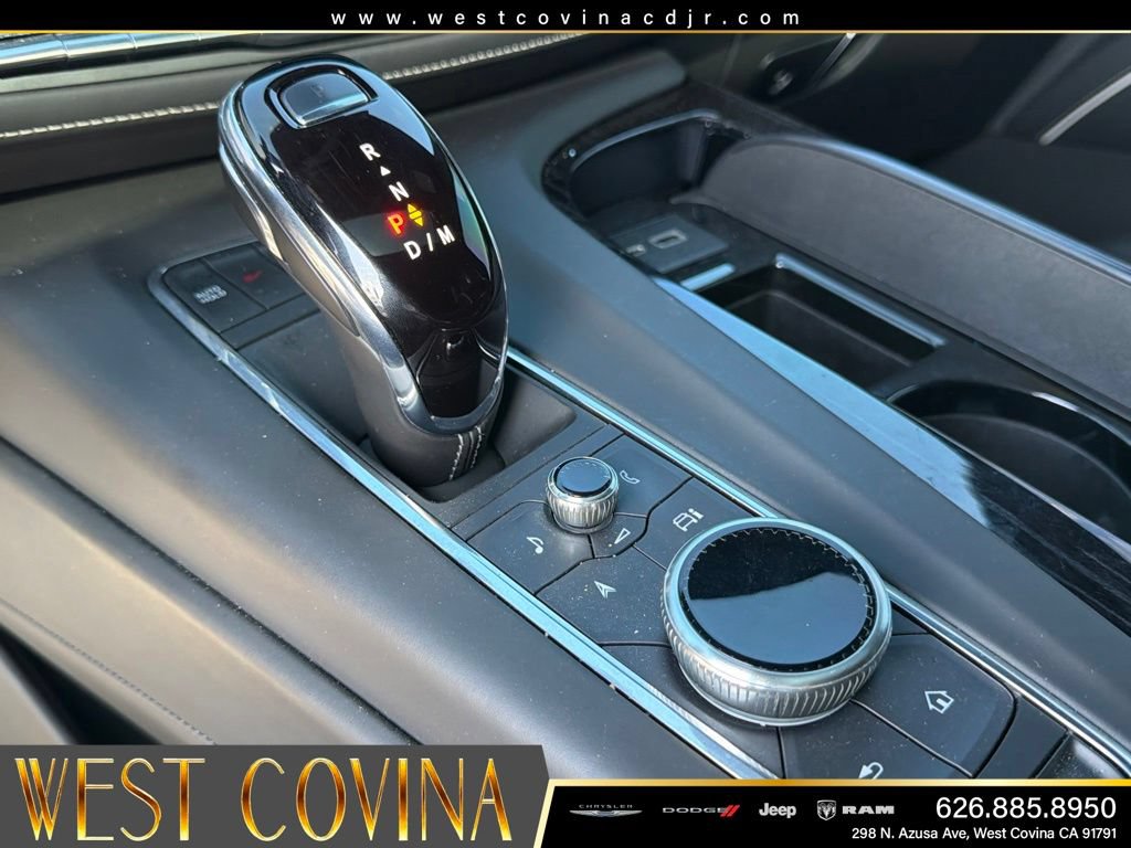 Used 2023 Cadillac Escalade V AWD/4WD image 23