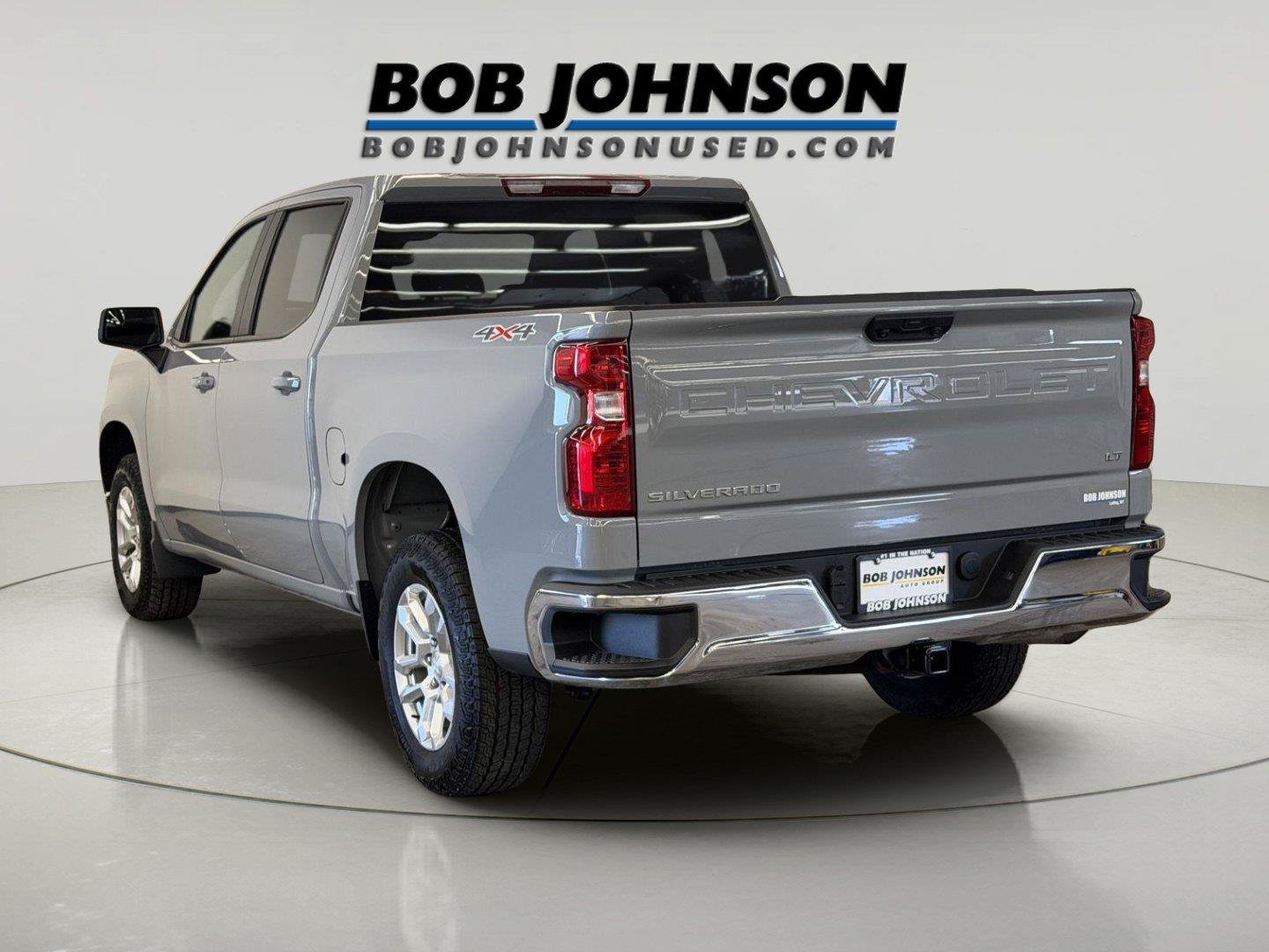 Used 2024 Chevrolet Silverado 1500 LT AWD/4WD image 7