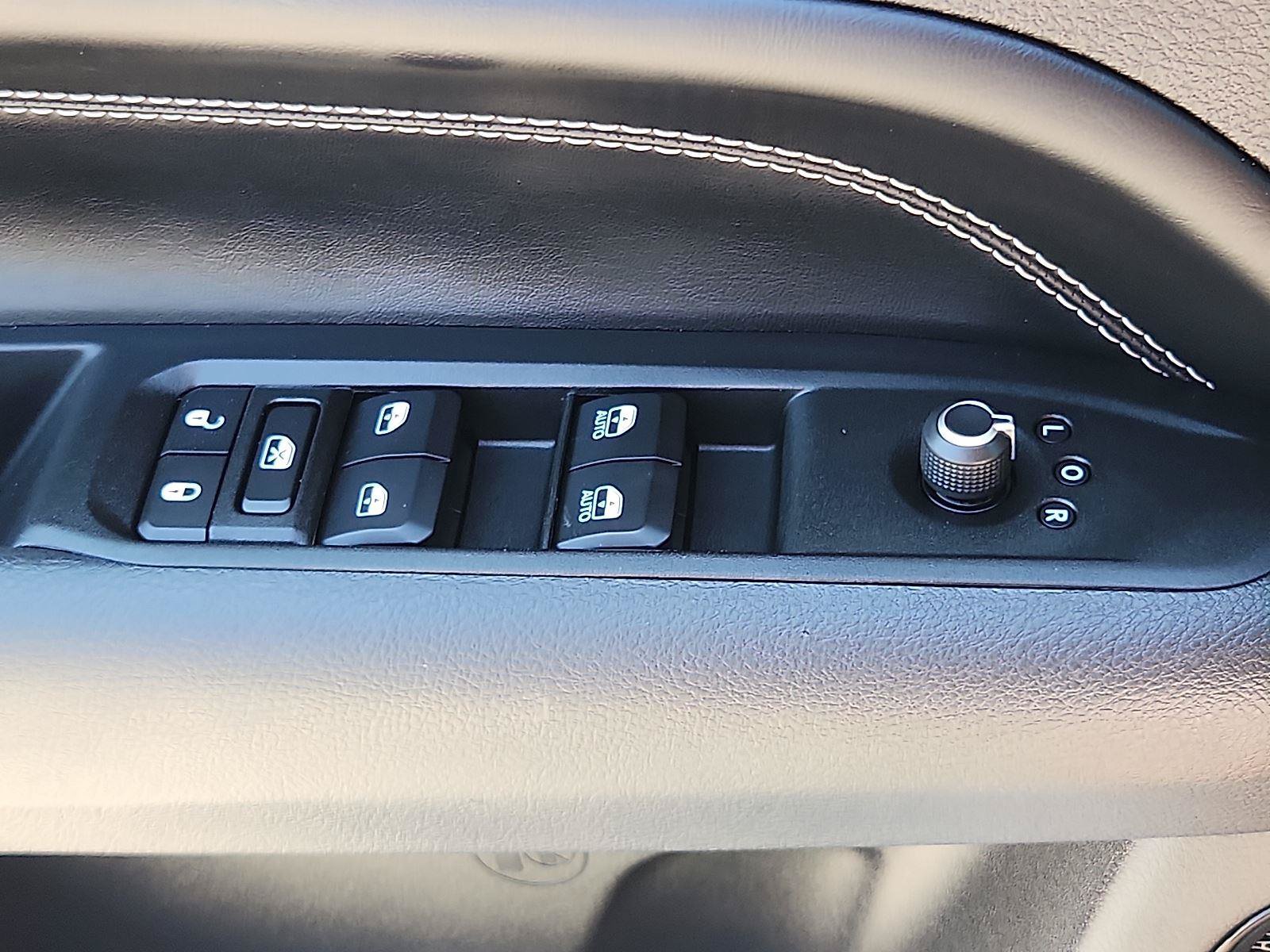 Used 2022 Jeep Compass Latitude AWD/4WD image 22