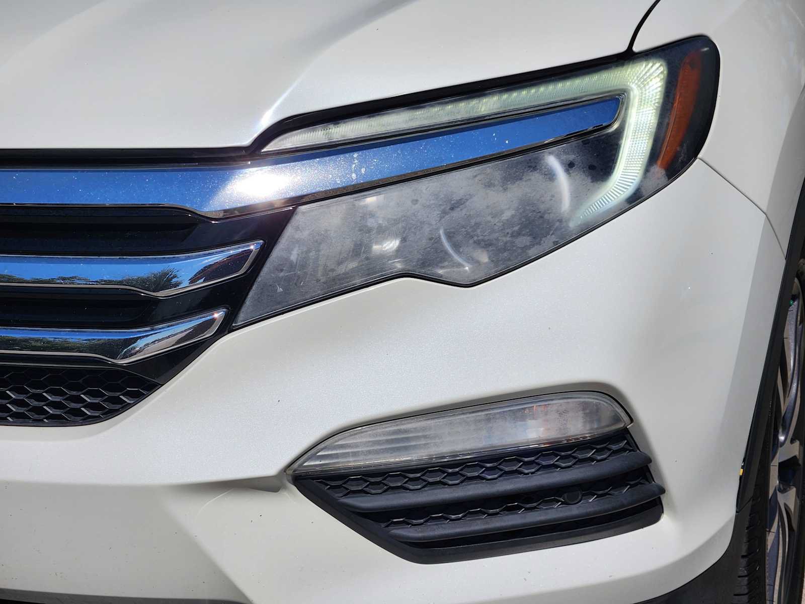Used 2017 Honda Pilot Touring image 7