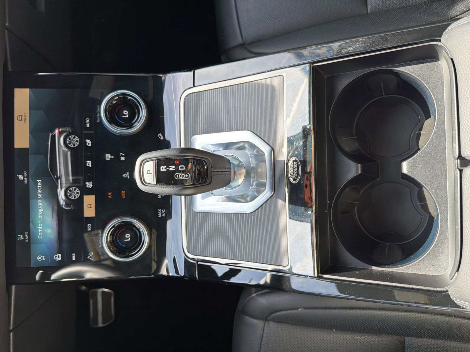 Used 2023 Land Rover Range Rover Evoque R-Dynamic SE image 51