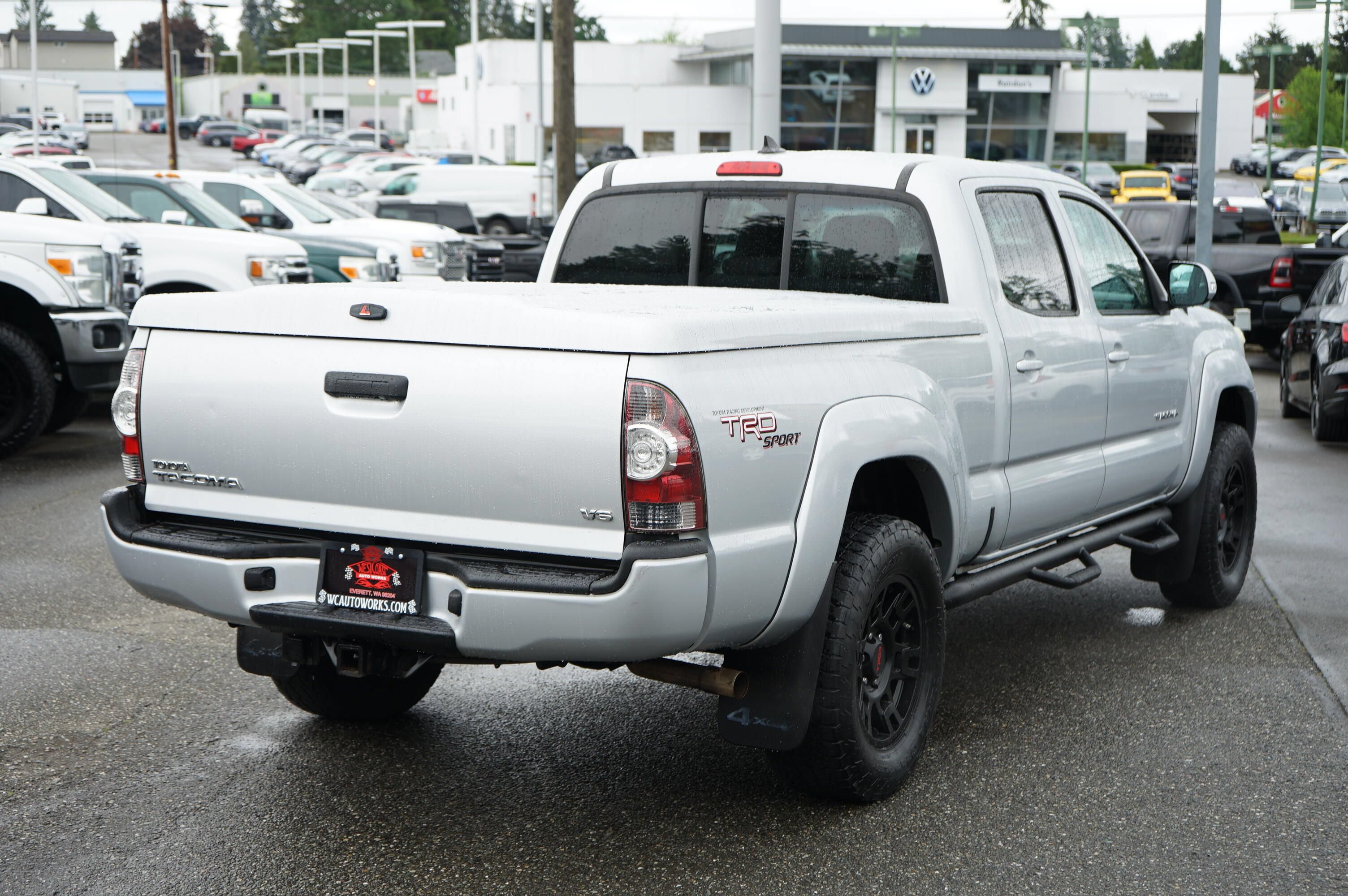 Used 2013 Toyota Tacoma 4x4 Double Cab w/ TRD Sport Pkg image 5