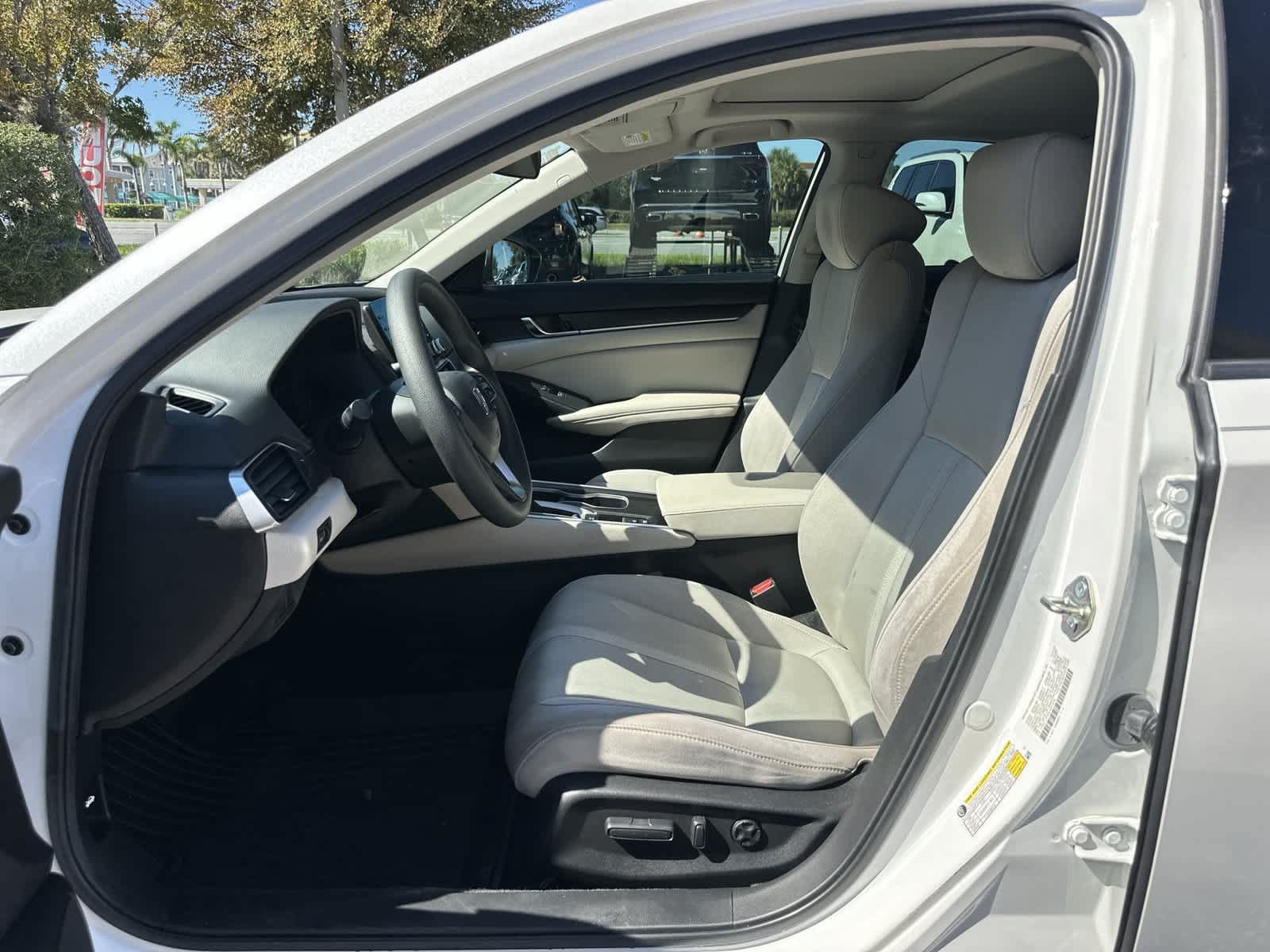 Certified 2020 Honda Accord EX image 2