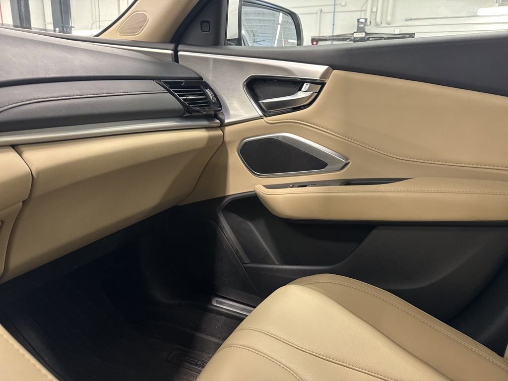 Used 2024 Acura RDX SH-AWD image 16