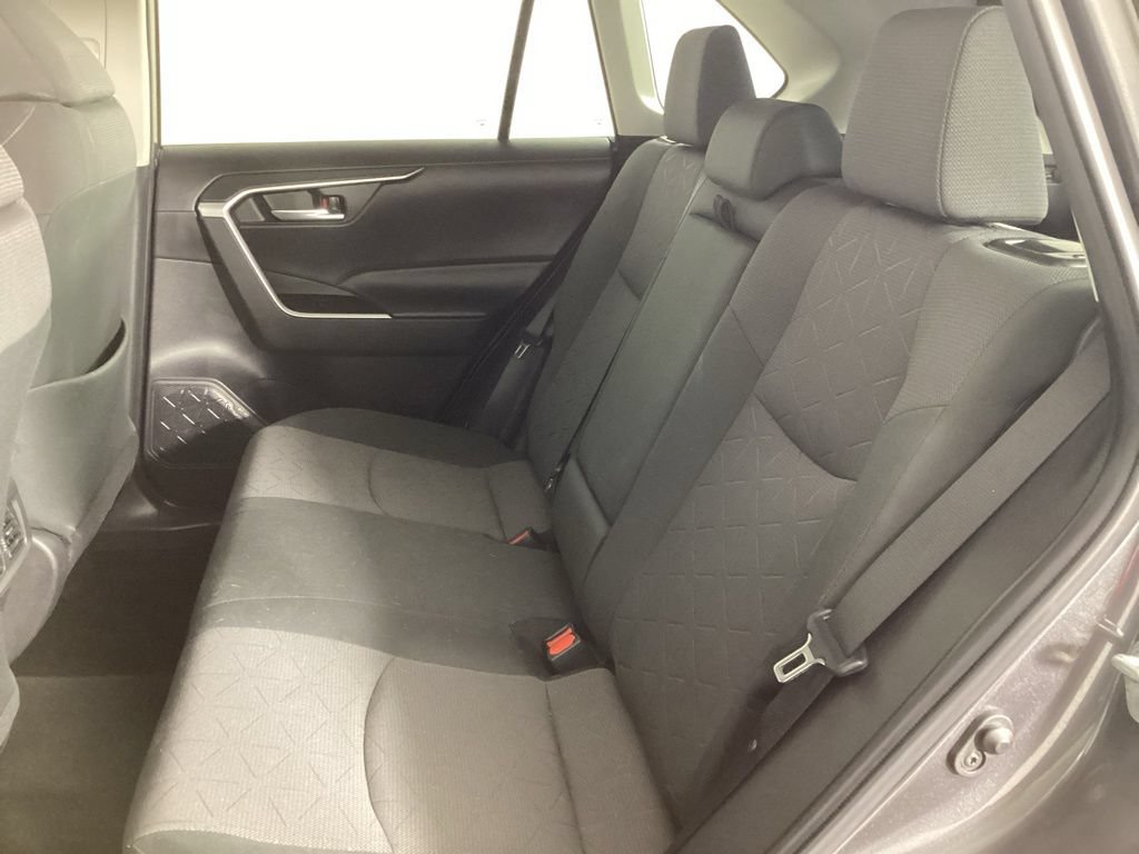 Used 2023 Toyota RAV4 XLE AWD/4WD image 27