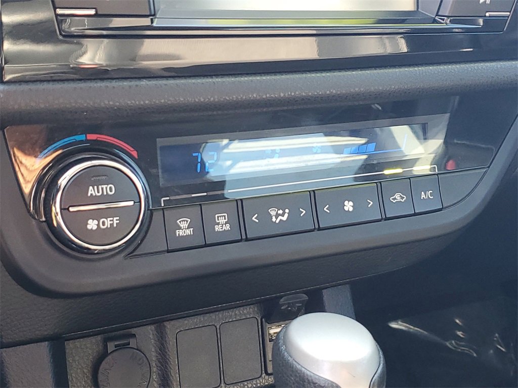 Used 2014 Toyota Corolla L image 22