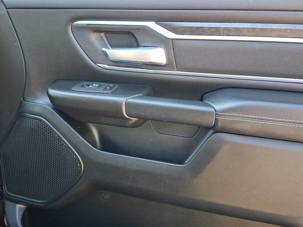 Used 2023 RAM 1500 Big Horn AWD/4WD image 10