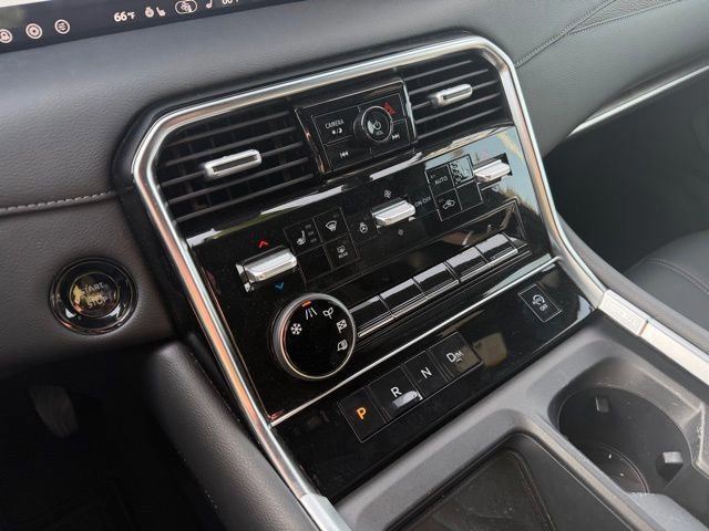 Used 2025 Nissan Armada SL w/ Captain's Chari Seat Package image 24