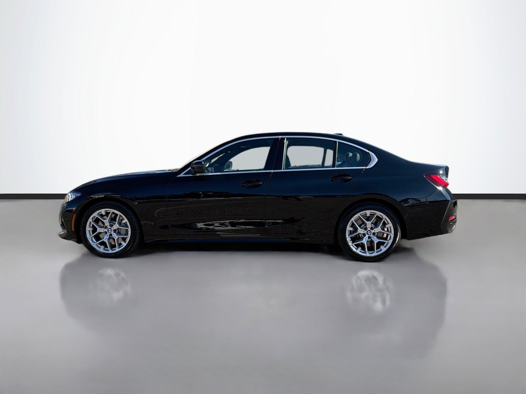 Used 2025 BMW 330i Sedan image 6