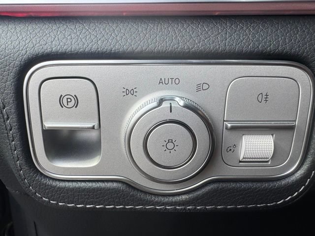 Used 2025 Mercedes-Benz GLS 450 4MATIC image 12