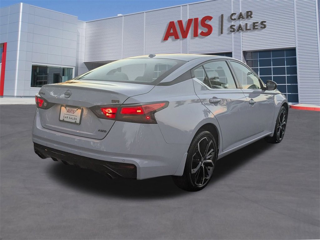 Used 2025 Nissan Altima 2.5 SR image 6