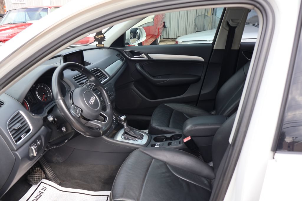Used 2016 Audi Q3 2.0T Premium Plus FWD image 24