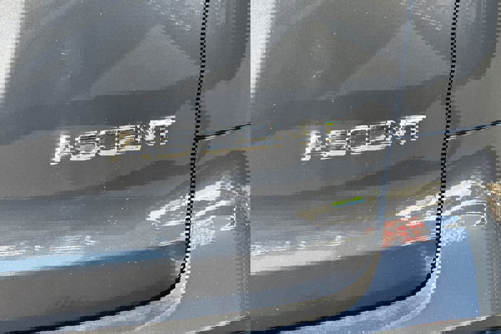 Certified 2024 Subaru Ascent Premium w/ Convenience Package image 33