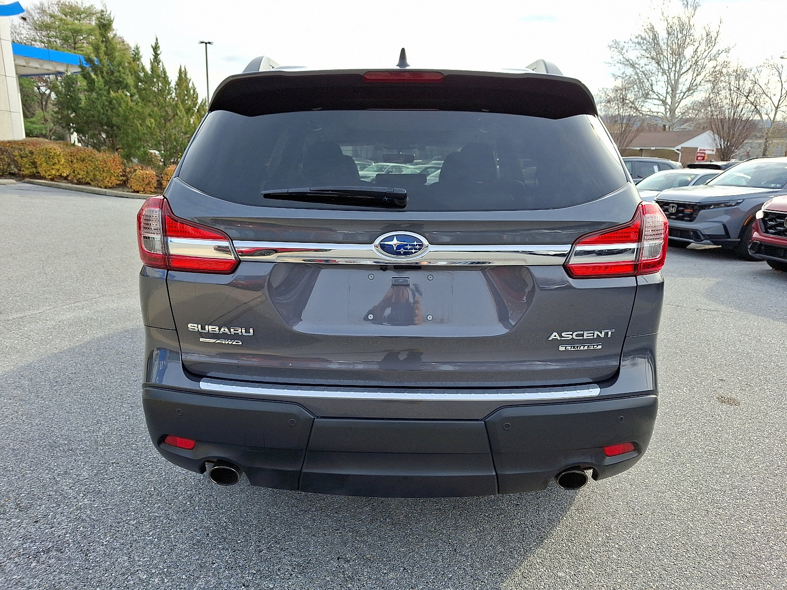 Used 2021 Subaru Ascent Limited w/ Technology Package image 5