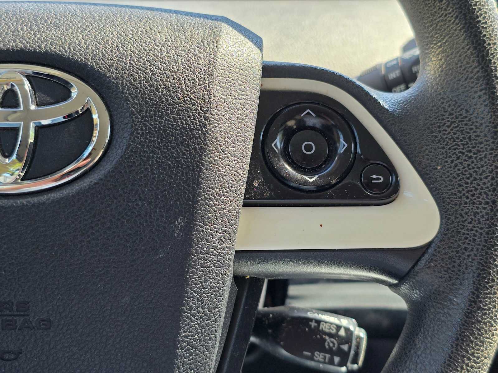 Used 2016 Toyota Prius Two FWD image 30