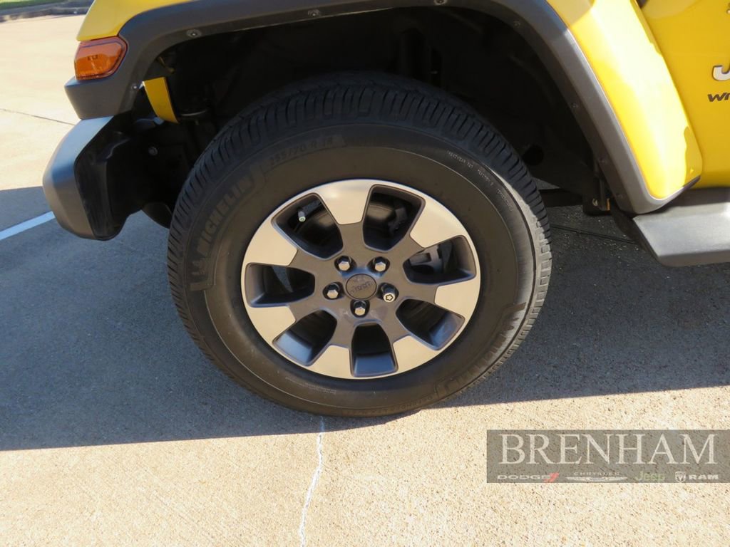 Used 2019 Jeep Wrangler Unlimited Sahara image 10