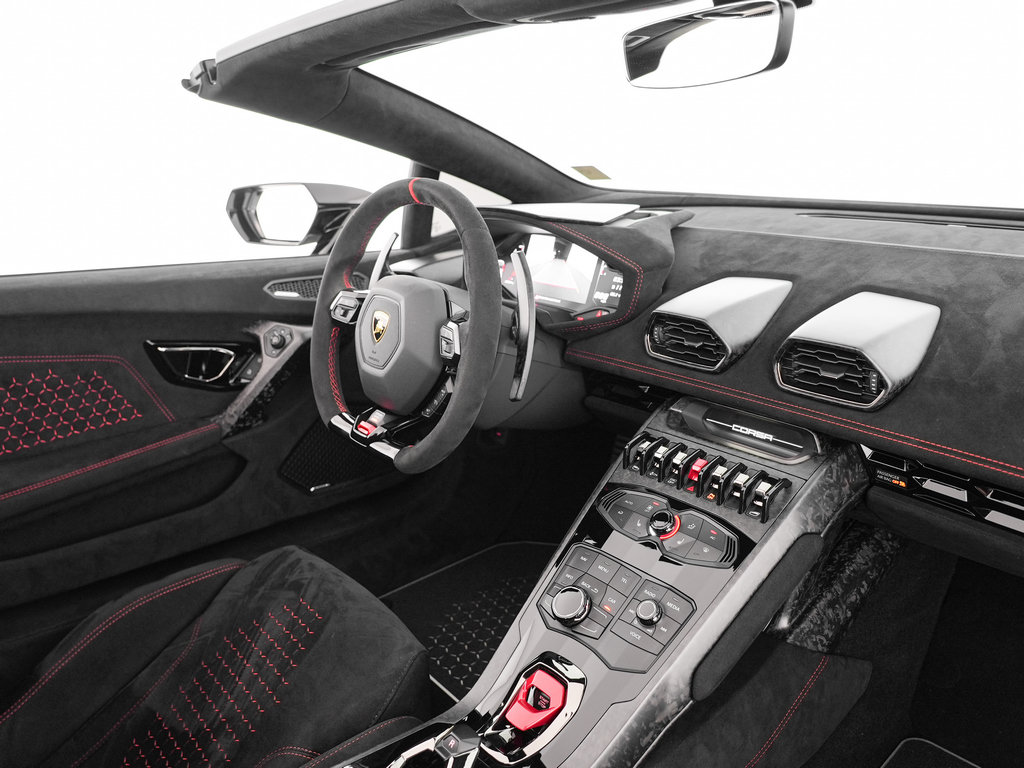 Used 2018 Lamborghini Huracan Performante AWD/4WD image 28