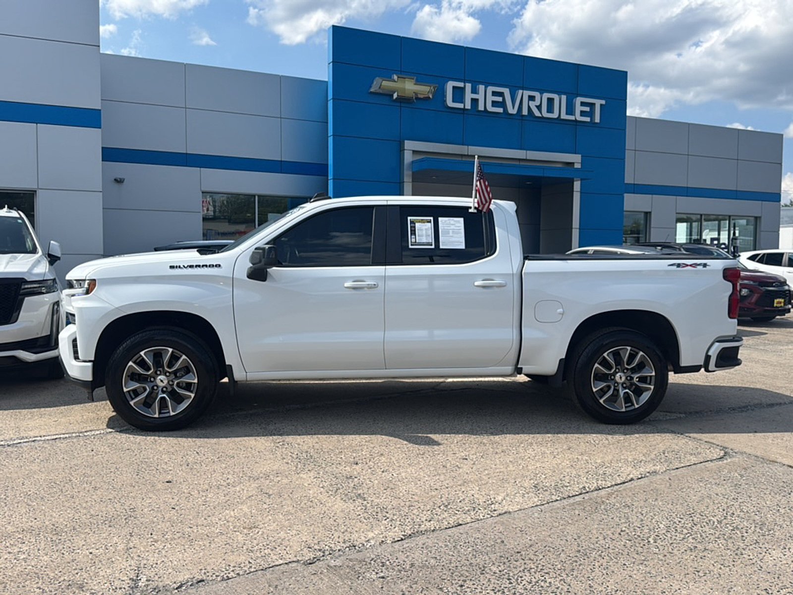 Used 2021 Chevrolet Silverado 1500 RST w/ Bed Protection Package AWD/4WD image 8