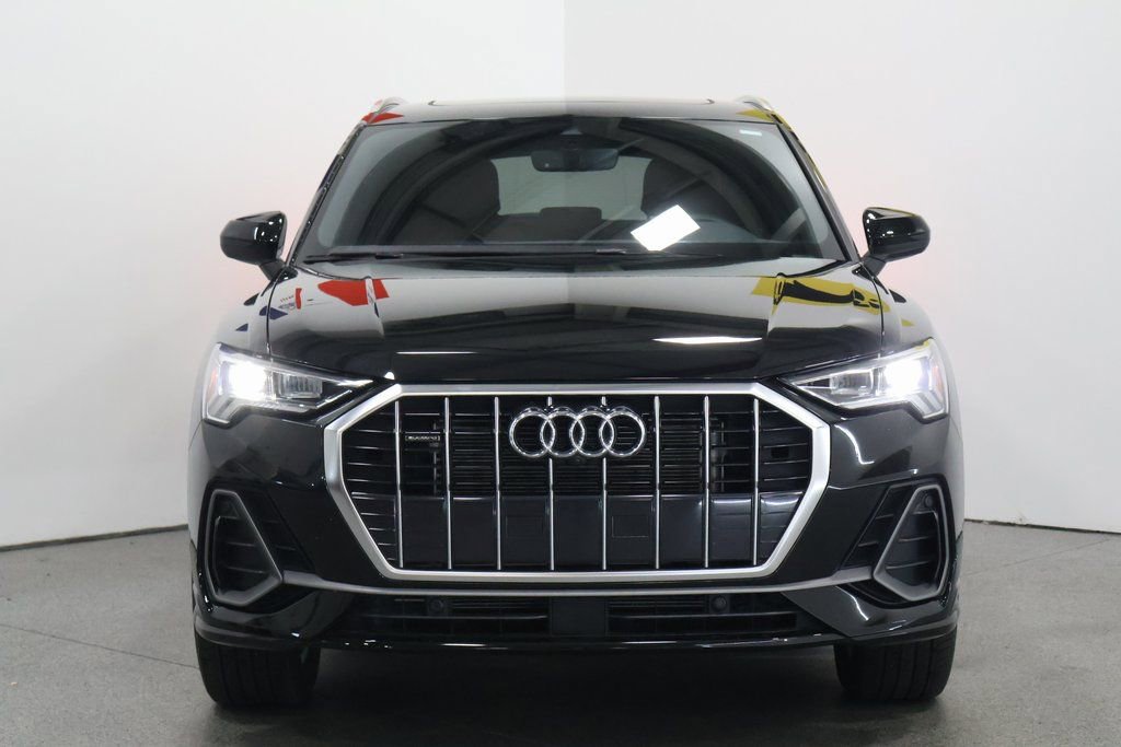 Used 2024 Audi Q3 2.0T Premium Plus w/ Premium Plus Package image 7