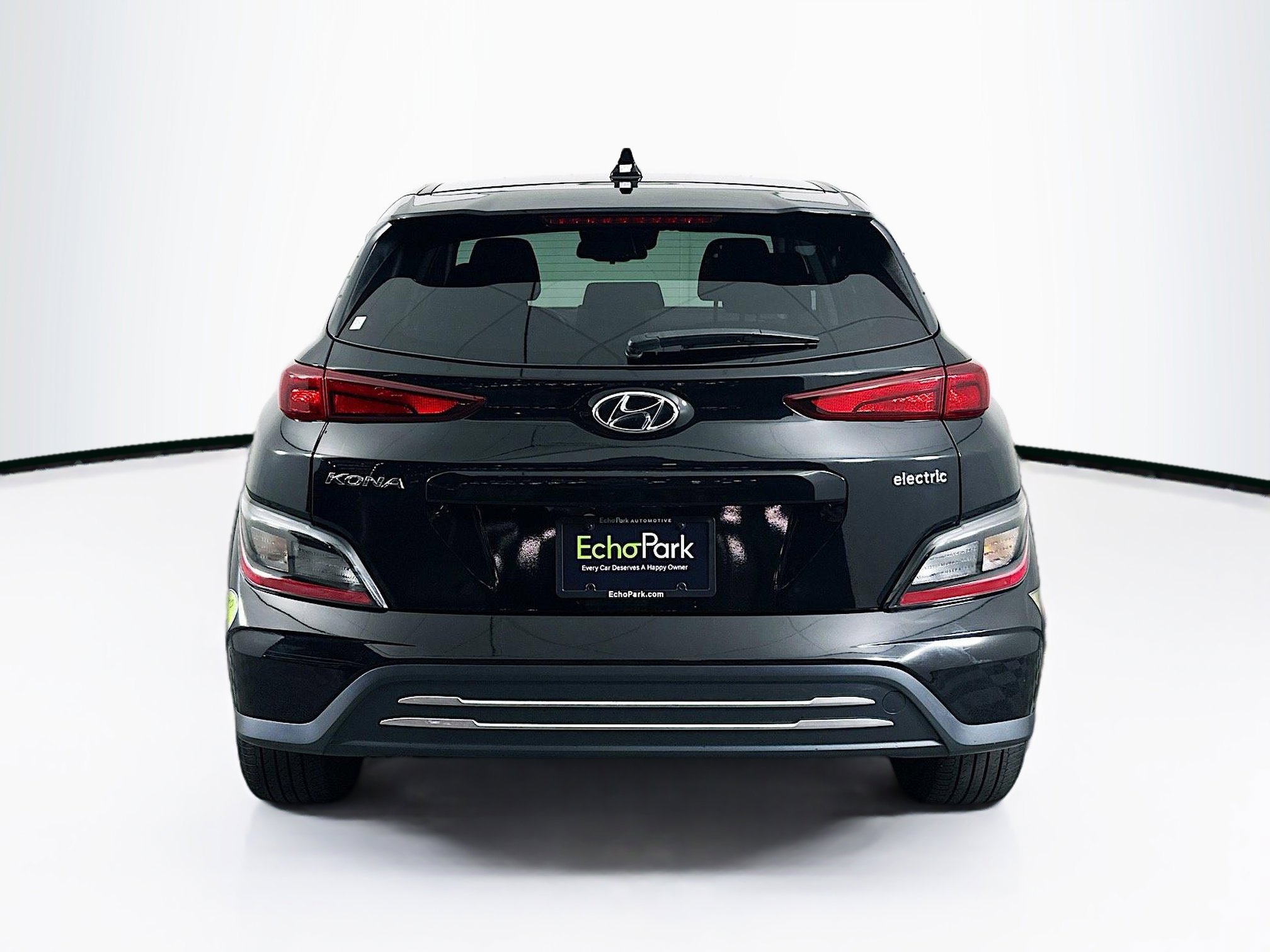 Used 2023 Hyundai Kona SE FWD image 7