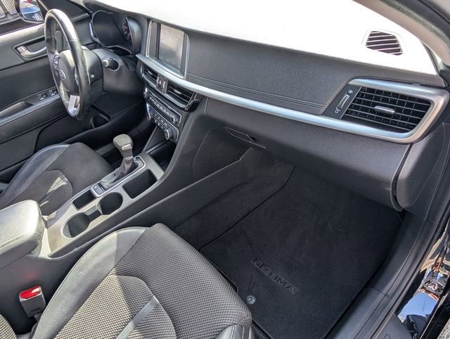 Used 2019 Kia Optima S w/ S Panoramic Sunroof Package image 22