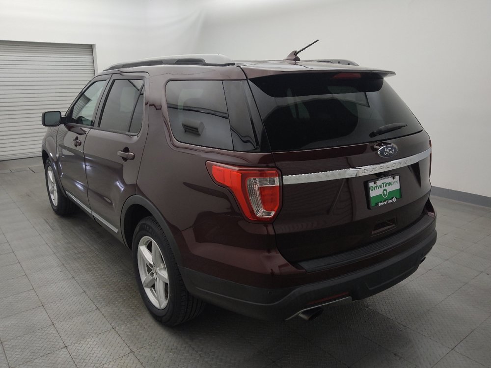 Used 2019 Ford Explorer XLT w/ Equipment Group 201A image 5