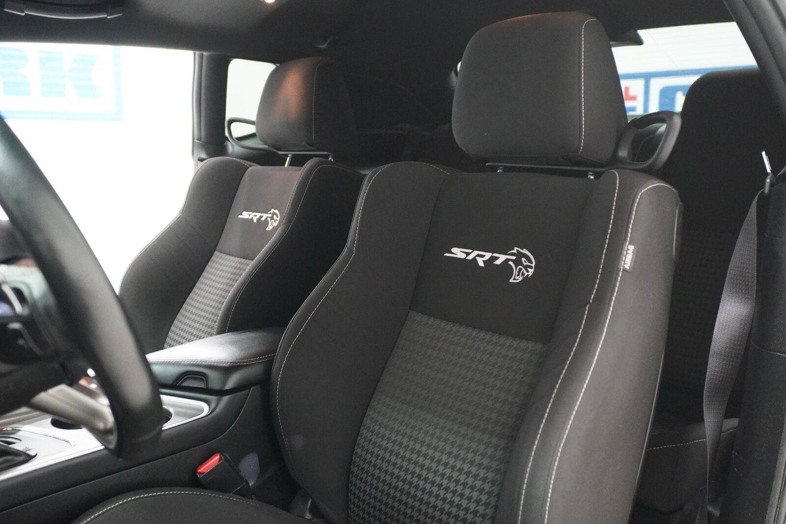 Used 2022 Dodge Challenger SRT Hellcat RWD image 6