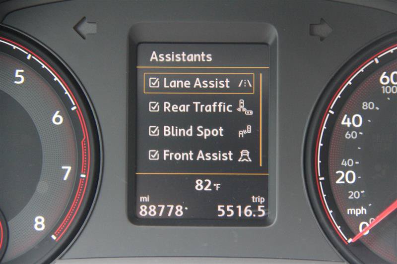 Used 2022 Volkswagen Passat 2.0T FWD image 32