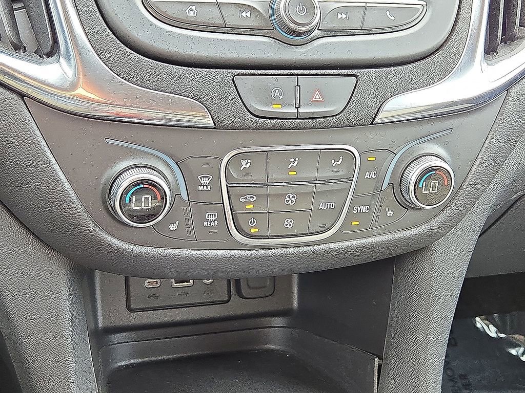 Used 2024 Chevrolet Equinox LT image 31