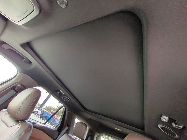 Certified 2022 Ford Explorer King Ranch w/ Premium Technology Package image 25