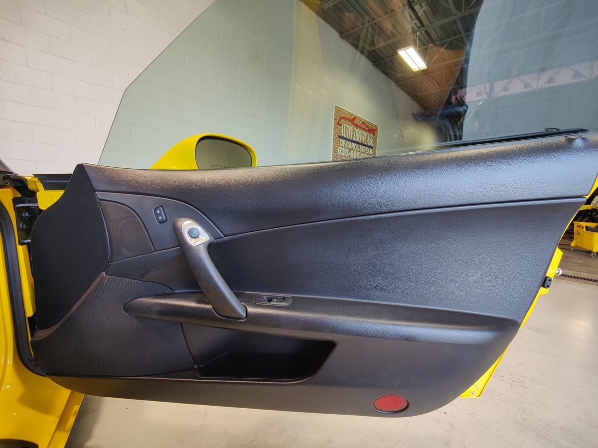 Used 2011 Chevrolet Corvette Grand Sport RWD image 12