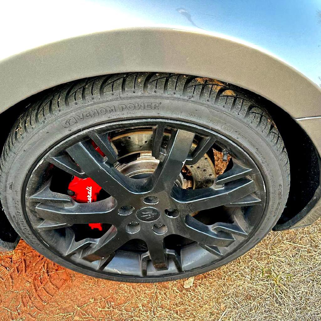 Used 2011 Maserati GranTurismo S image 24