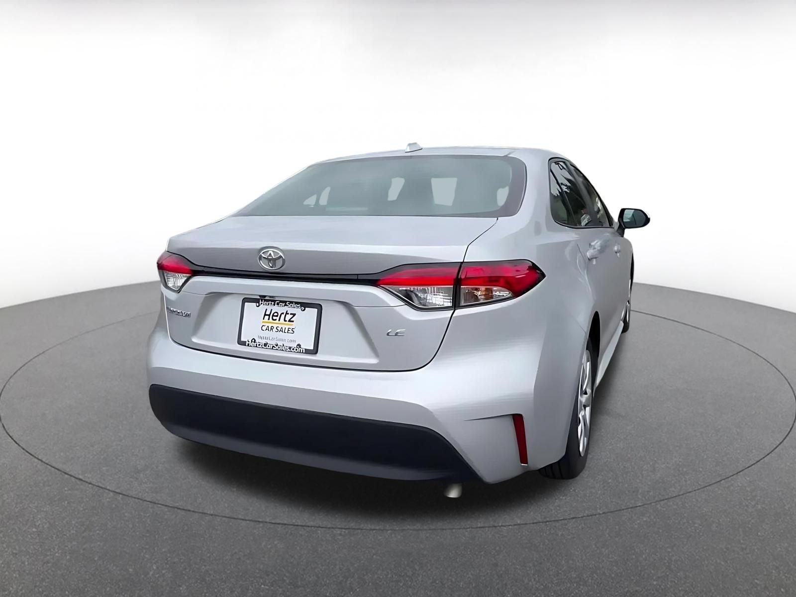 Used 2025 Toyota Corolla LE FWD image 15
