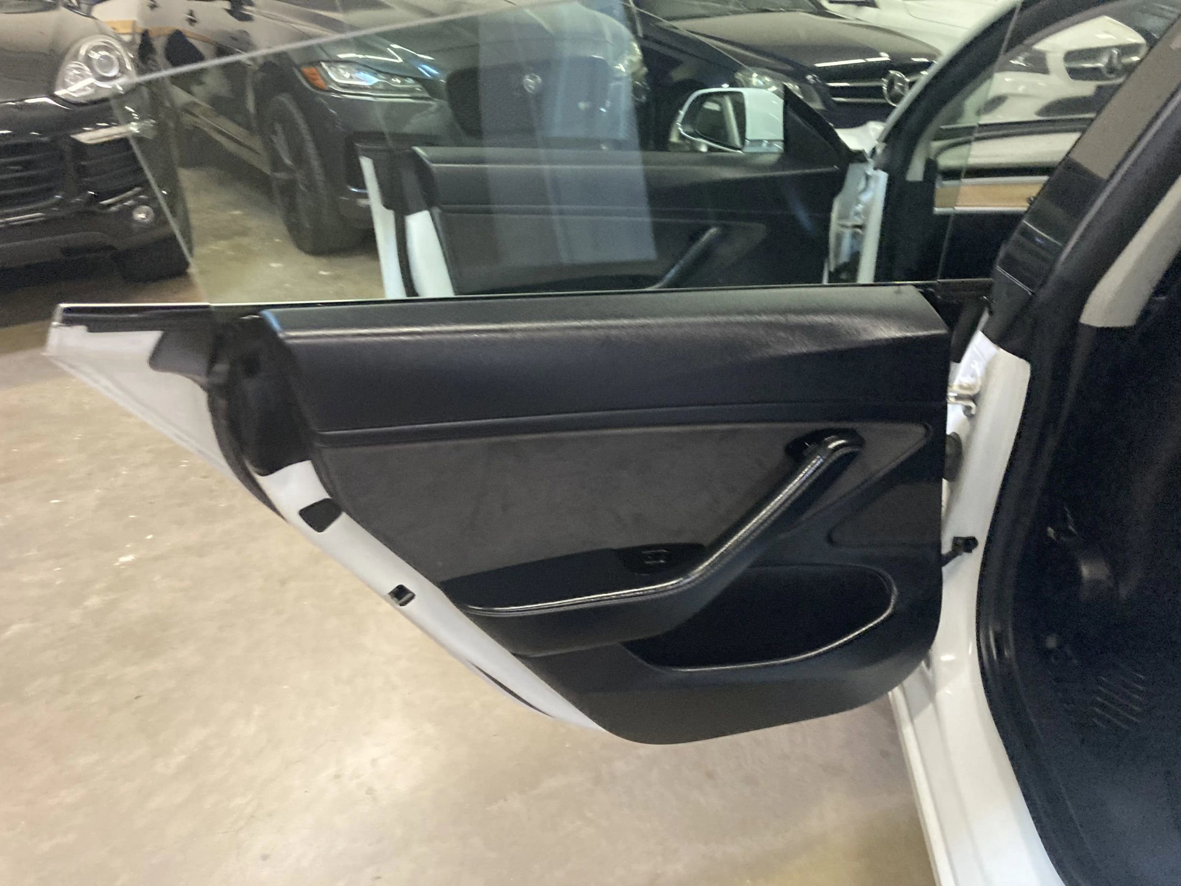 Used 2019 Tesla Model 3 Standard Range RWD image 39