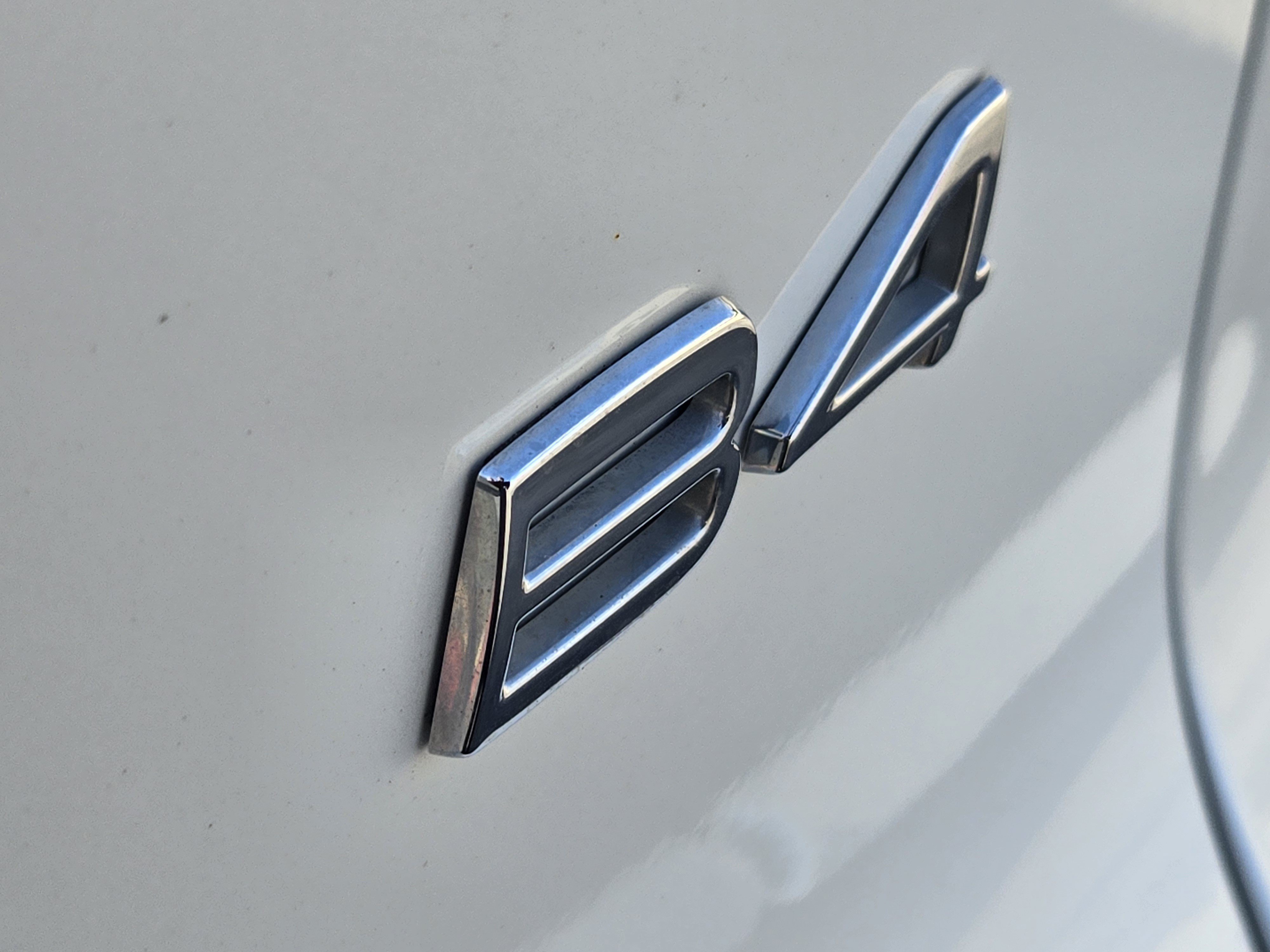 Used 2023 Volvo XC40 B4 Plus w/ Protection Package Premier FWD image 42