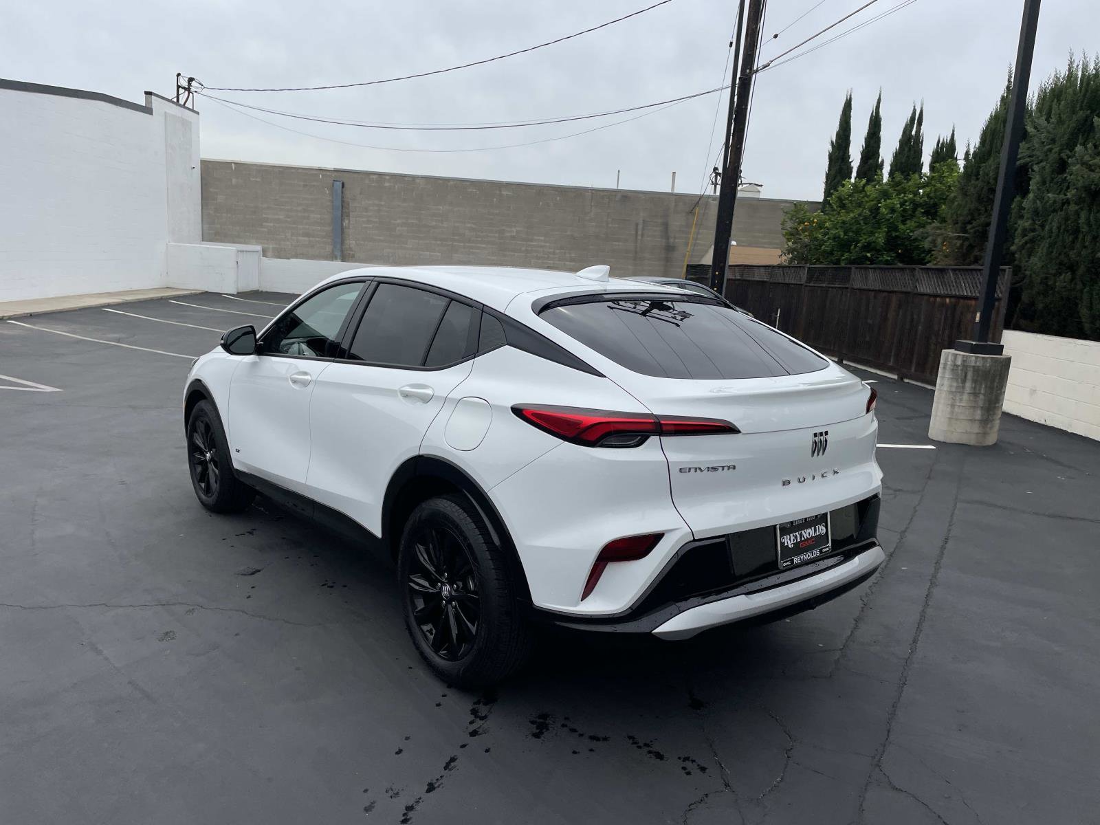 Used 2025 Buick Envista Sport Touring image 7