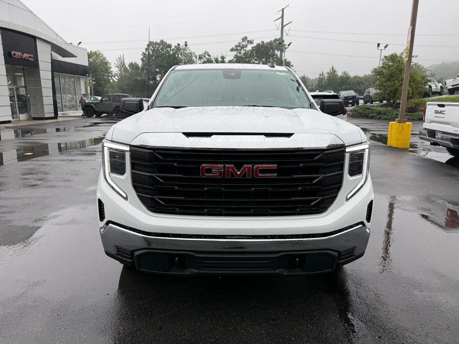 New 2026 GMC Sierra 1500 Pro w/ Pro Value Package AWD/4WD image 8