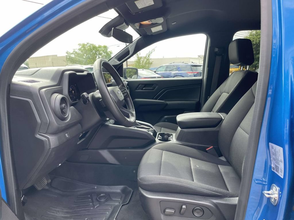 Used 2024 Chevrolet Colorado Trail Boss AWD/4WD image 15